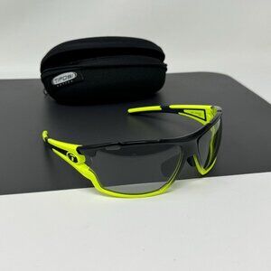 Tifosi Amok Cycling Sunglasses - Race Neon - Fototec Lens